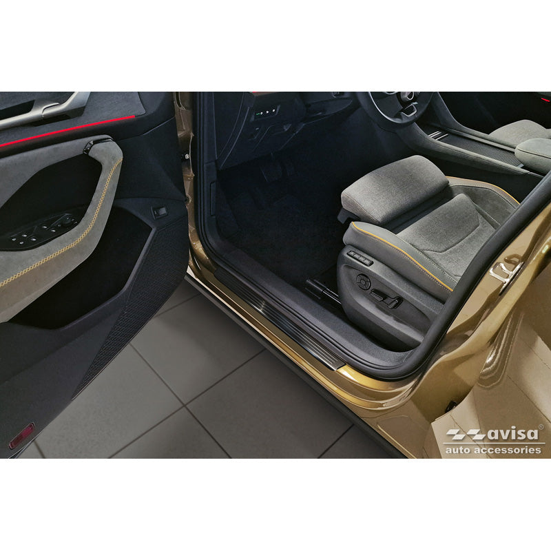 Avisa, Trinbeskyttere, Sort Inox, Passer til Skoda Kodiaq II (PS7) 2024-, 'Lines' – 4 dele
