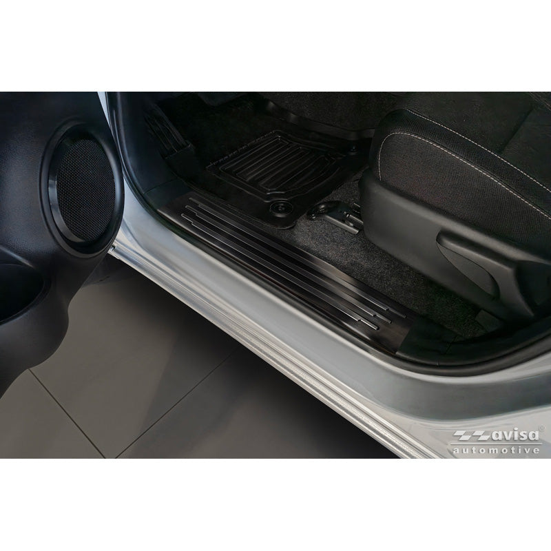 Avisa Black Inox door sill protectors suitable for Toyota Hilux VIII Facelift 2020- - 'Lines' - 4-pieces