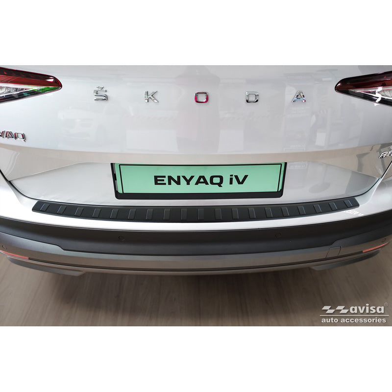 Avisa, Bagkofangerbeskytter, Rustfrit stål, Mat Sort, Passer til Skoda Enyaq iV / Enyaq Coupe iV 2022-, 'Ribs'