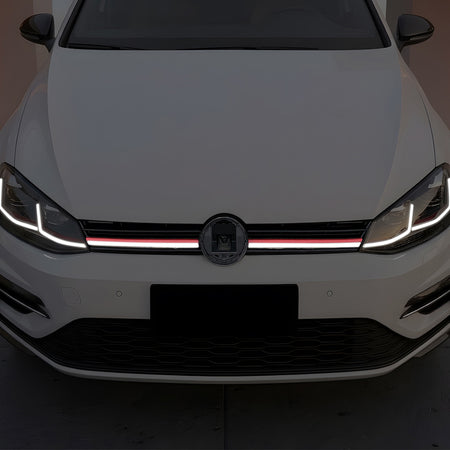 AutoStyle, Sportsgrill med LED-strip, passer til Volkswagen Golf VII (7.5) HB/Variant Facelift (2017-2020)