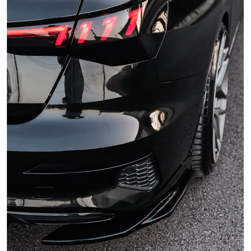 OneWay, Bageste Side Diffusorer, Glanssort, Passer til Audi A3 (8Y) Sedan 2020-2024, ekskl. S-Line/S3/RS3