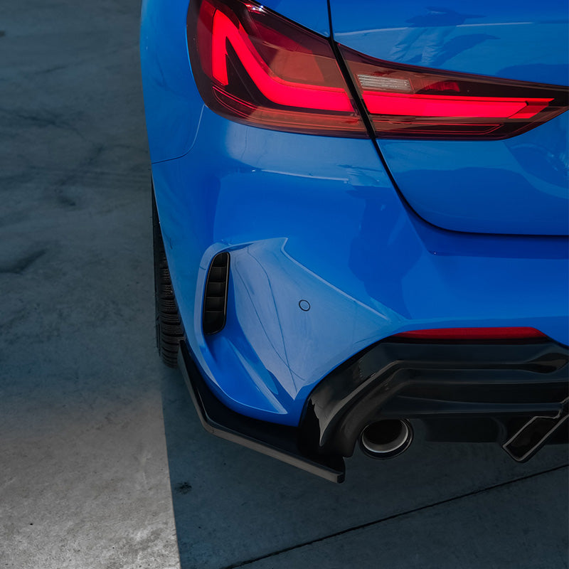 OneWay, Bageste side diffusorer, Højglans sort, Passer til BMW 1-Series F40 M-Pack/M135i 2019-, 2 stk sæt