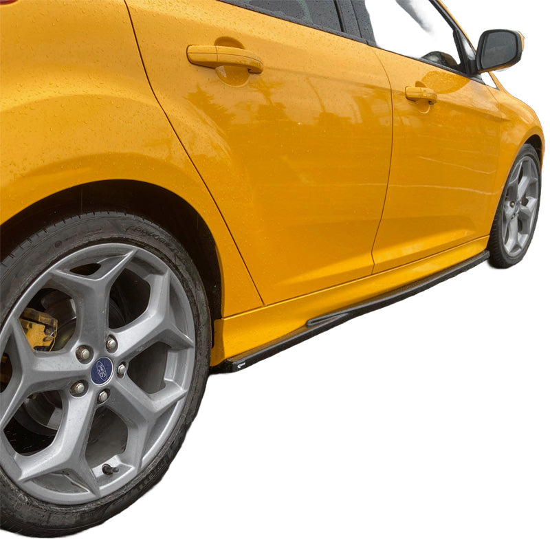 OneWay, Sideskørter sæt, ABS plastik, Glossy Sort, Passer til Ford Focus ST MK3 HB/Kombi 2010-2018