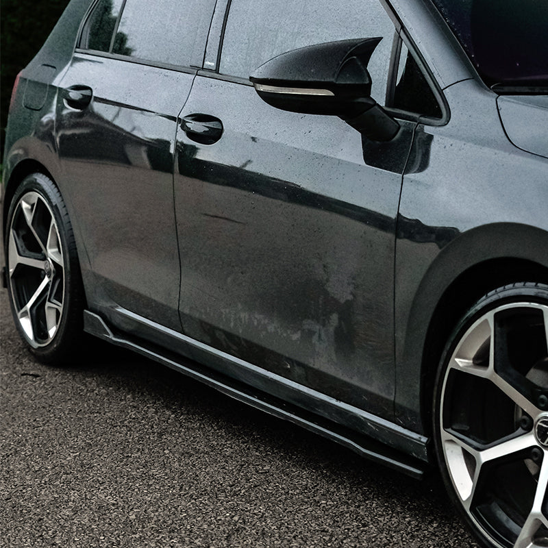 OneWay, Sideskørte, Blank sort, passer til Volkswagen Golf VIII HB/Variant (2020-2024) & FL (2024-), ekskl. GTi/GTD/GTE/R/R-Line